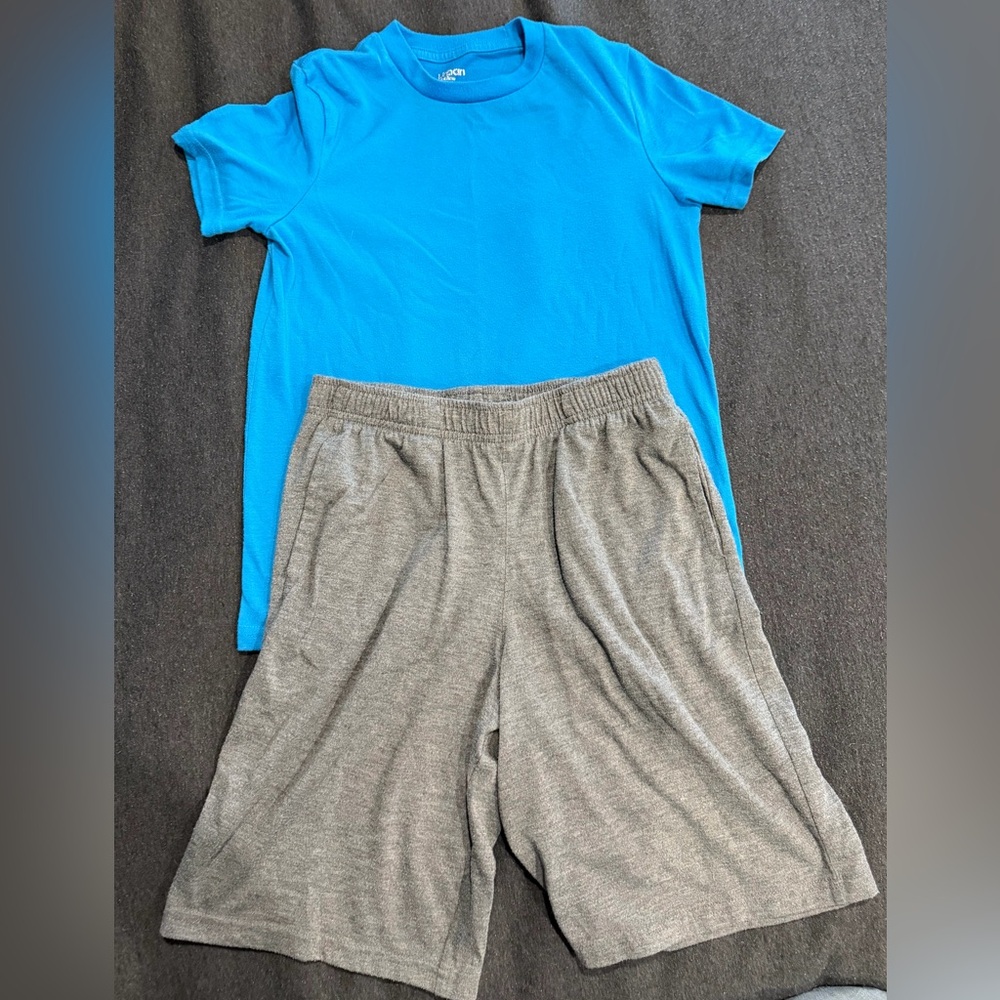 Boys Urban Pipeline Short sleeve shirt and shorts PJ set